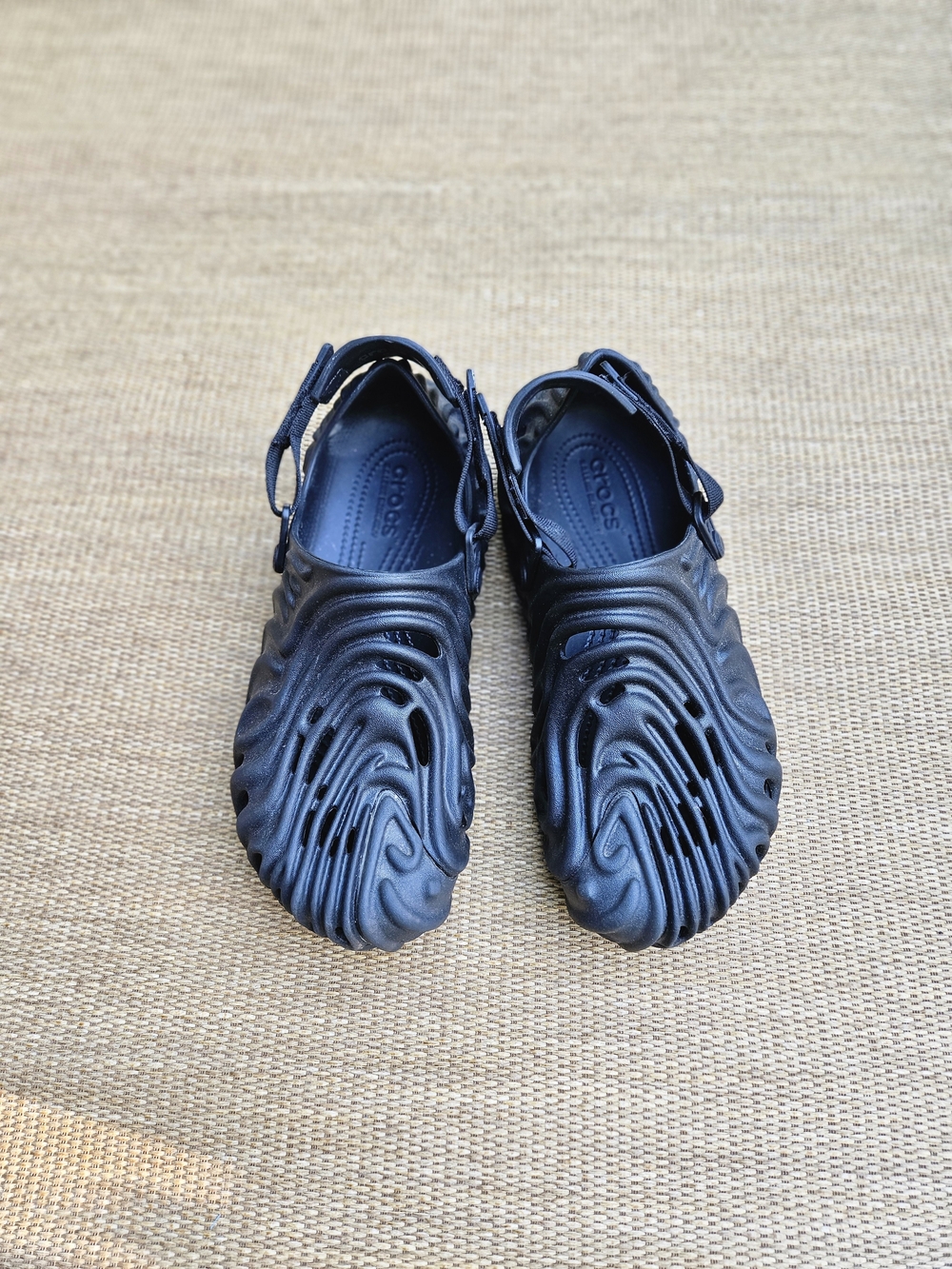Size 13 - Salehe Bembury Crocs The Pollex Clog Sasquatch (Black)
